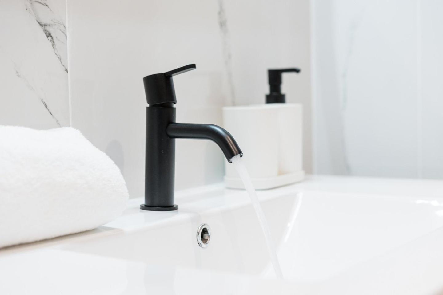 Guestready - Poet'S Modern Retreat Apartment Porto Ngoại thất bức ảnh